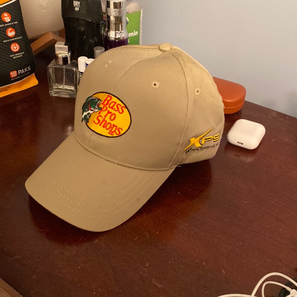 Ltd Edition Extreme Performance Series Bass Pro Shops Hat beige